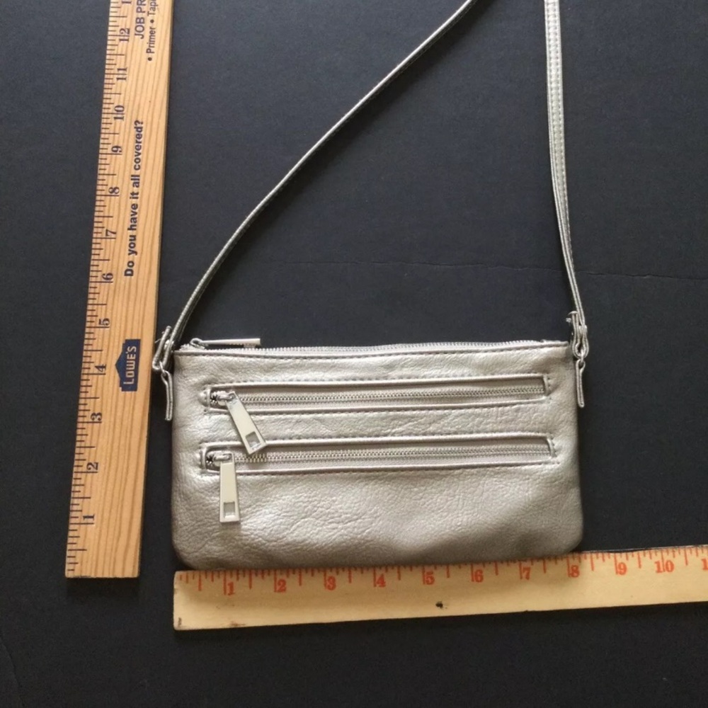 Safe Keeper Crossbody/Wristlet Purse pewter/ silver bag purse